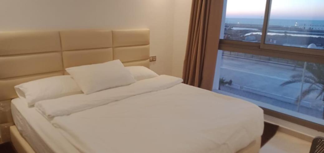 Residence Puerto Marina Corniche D'艾西拉 外观 照片