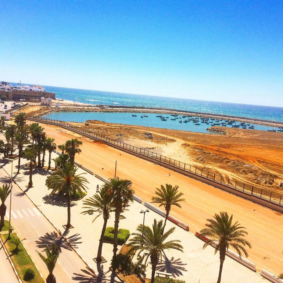 Residence Puerto Marina Corniche D'艾西拉 外观 照片