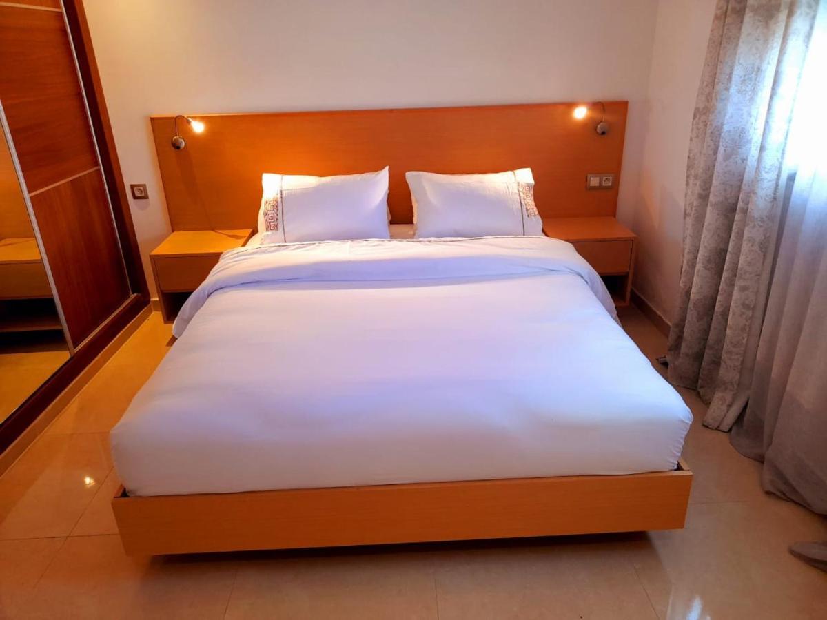 Residence Puerto Marina Corniche D'艾西拉 外观 照片